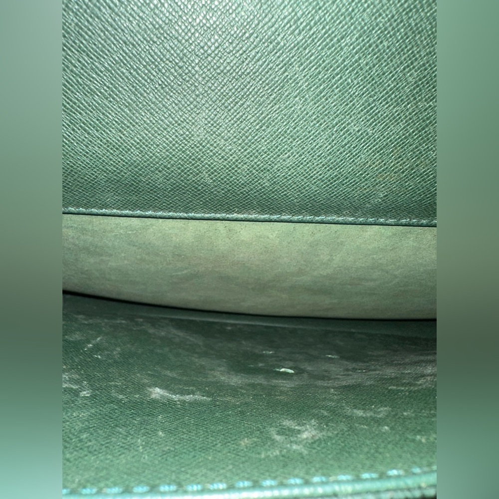 Louis Vuitton Large Green Taiga Leather Briefcase - Picture 10 of 12